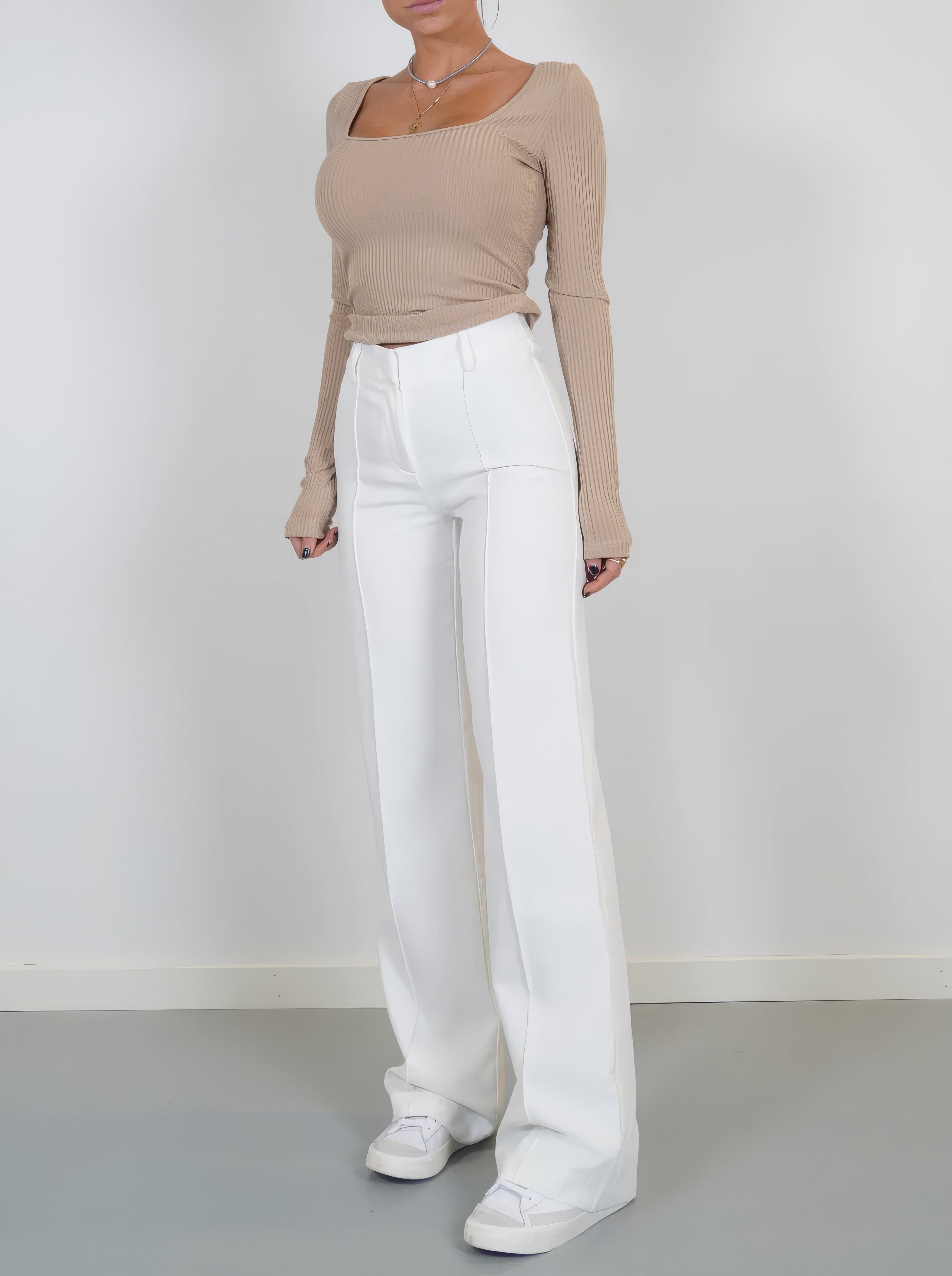 Women's straight leg trousers