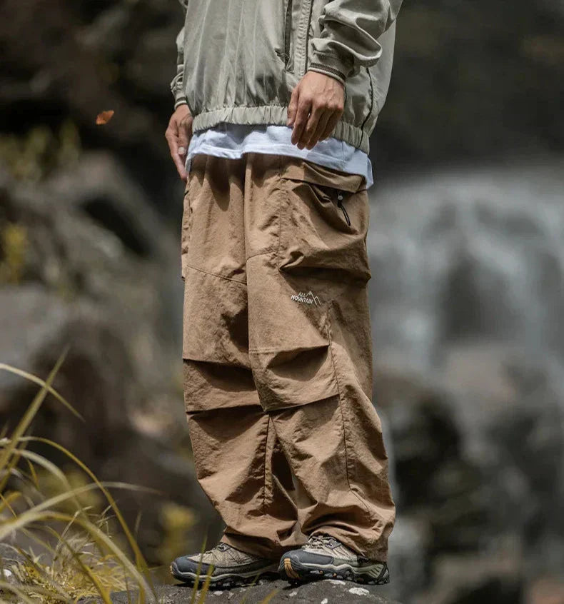 Men's cargo trousers - with elasticated waist