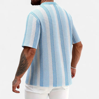 Men's Lightweight Cotton Blend Button-Up Shirt for Warm Weather