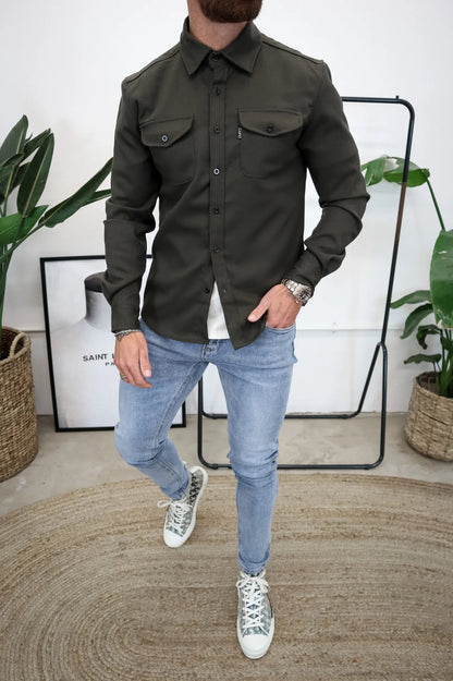 Metroshirt jacket – a buttoned shirt jacket for men with chest pockets, blending sophisticated tailoring with casual comfort.