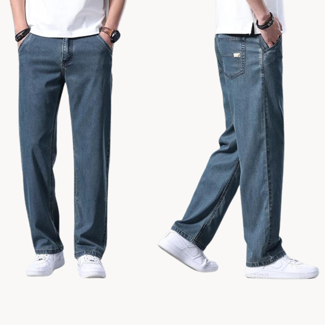 Men's Low Rise Relaxed Leg Denim Jeans with Breathable Lyocell Fabric and Enzyme-Washed Finish